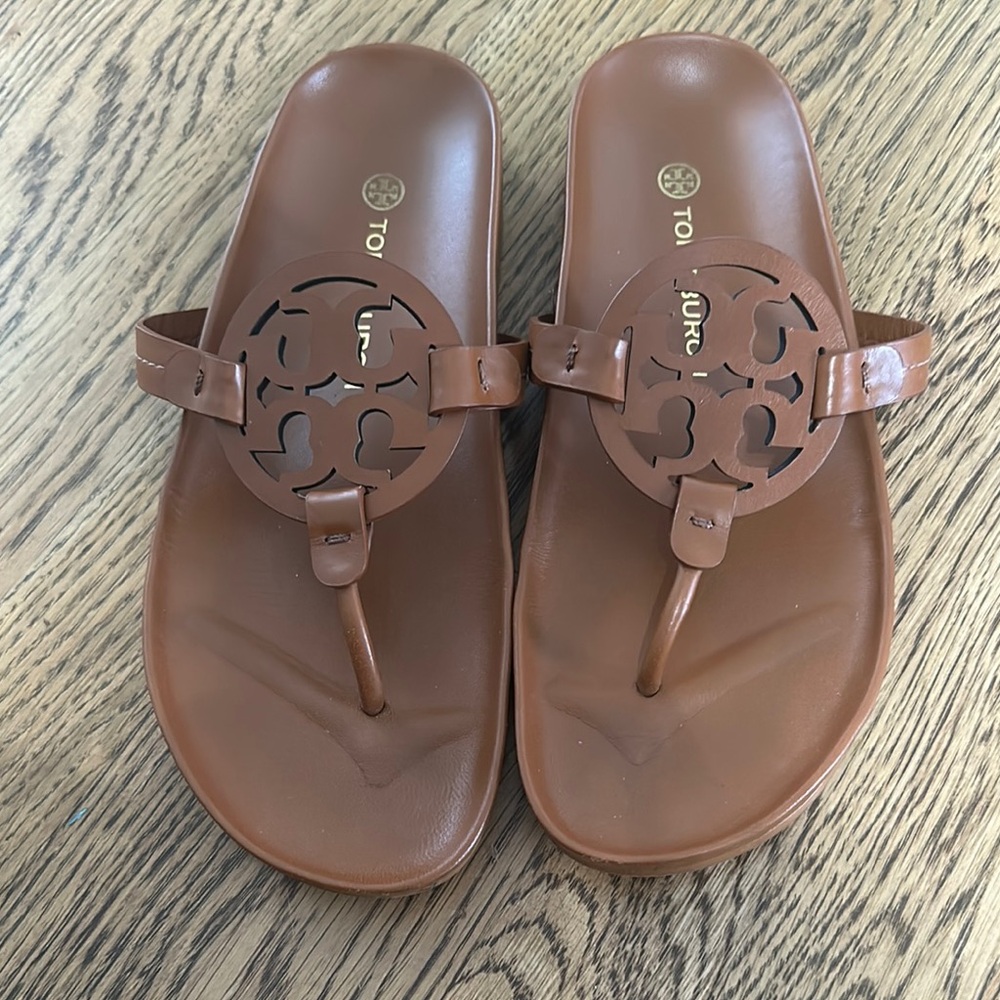Tory Burch Brown Cloud Miller Leather Sandals with Iconic Logo -worn a few times - Picture 2 of 6